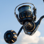 Naviják Daiwa 23 Saltiga